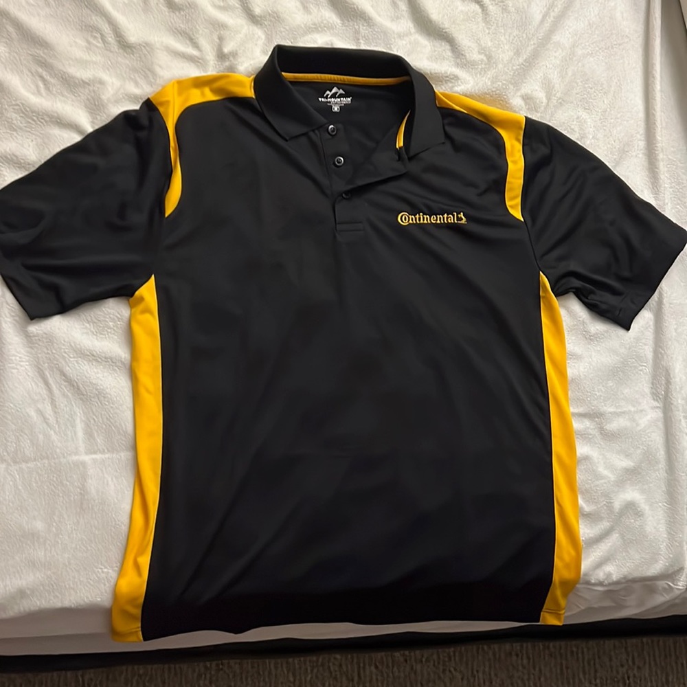 Continental short sleeve polo.